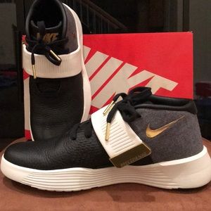 Nike Special Edition Ultra XT PRM QS (NFL)